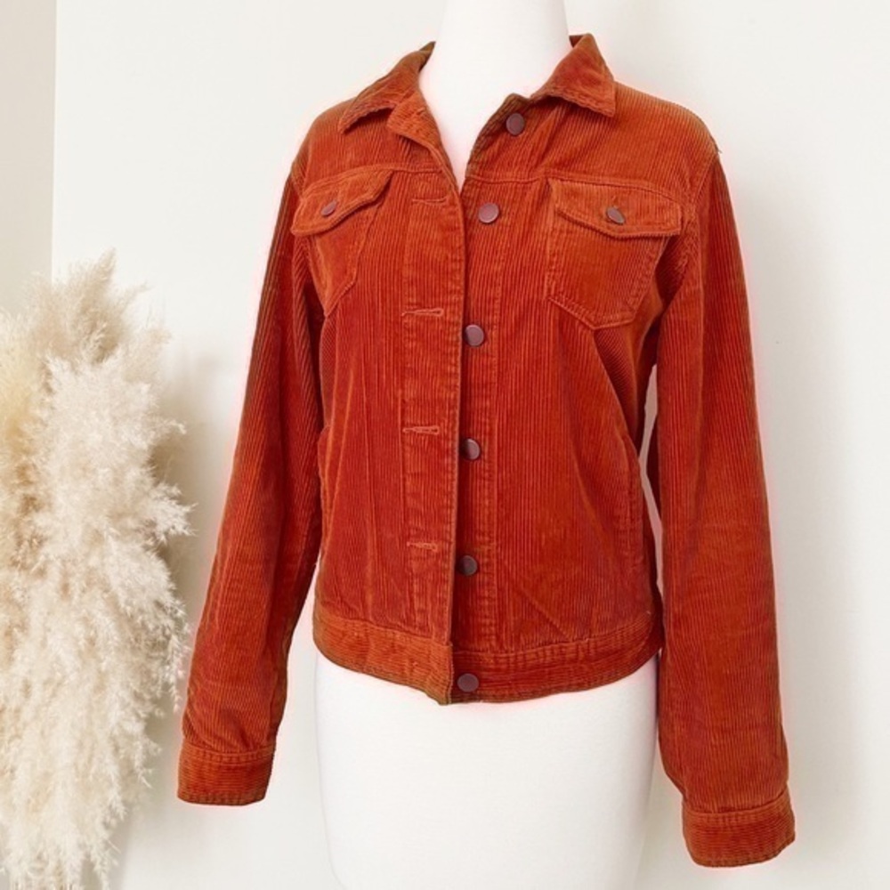 Universal thread corduroy jacket